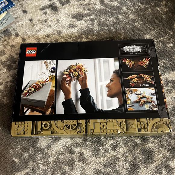 Lego Dried Flower Centerpiece (NEW) - Picture 2 of 2